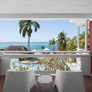 Grand Decameron Cornwall Beach, A Trademark Station touristique